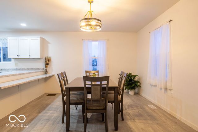 9095 E State Road 38, New Castle, IN 47362