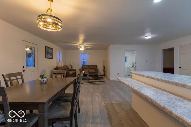 9095 E State Road 38, New Castle, IN 47362