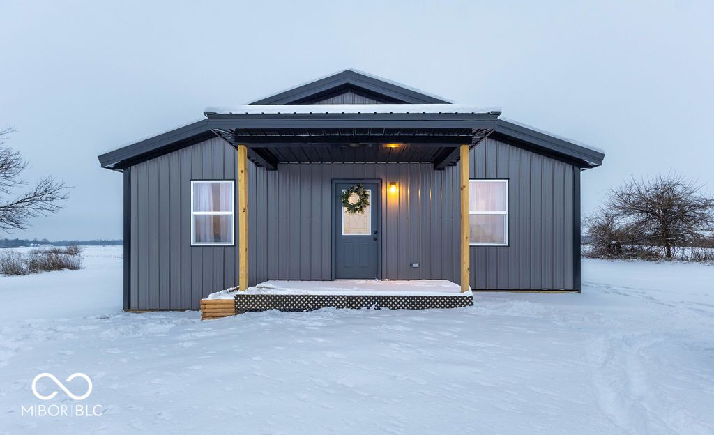 9095 E State Road 38, New Castle, IN 47362