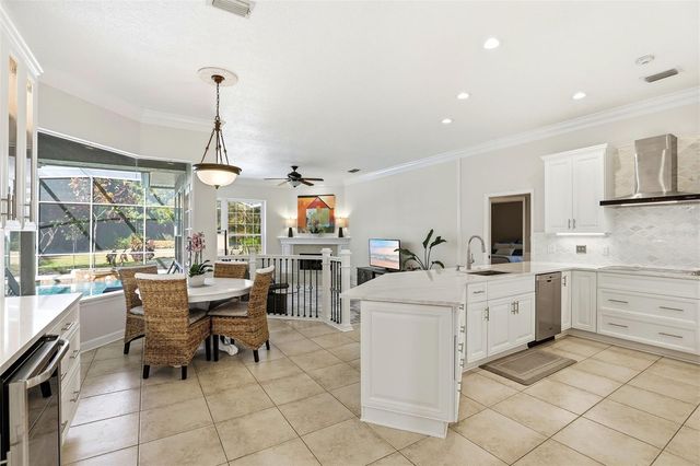 8713 SUMMERVILLE PLACE, Orlando, FL 32819