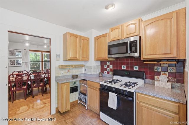 60 Shivertown Road, New Paltz, NY 12561