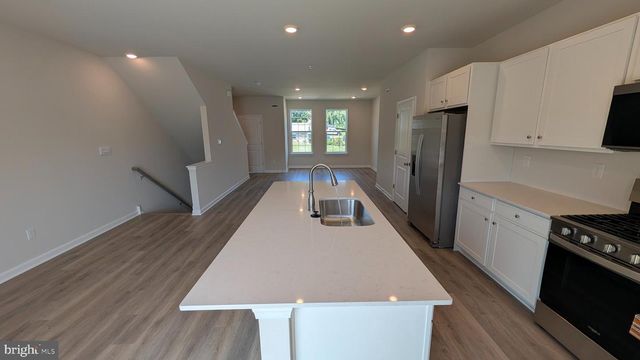 554 SWAMP CREEK RD, Bechtelsville, PA 19505