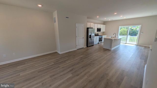 554 SWAMP CREEK RD, Bechtelsville, PA 19505