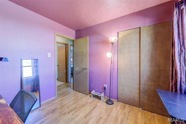 2843 Glenway Drive, Maryland Heights, MO 63043