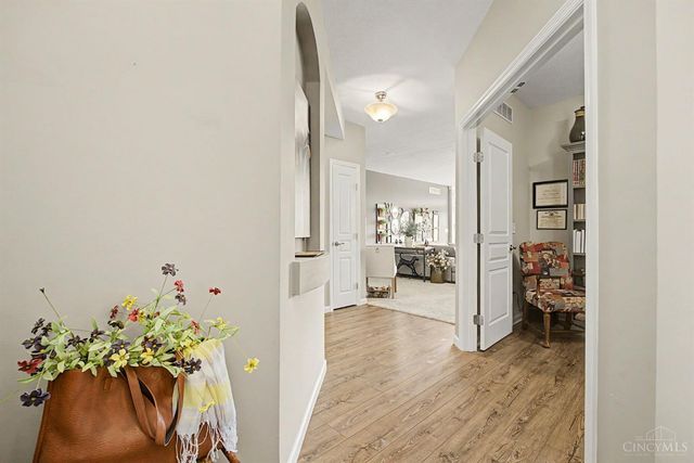 1316 Ironwood Drive, Turtle Creek Twp, OH 45036