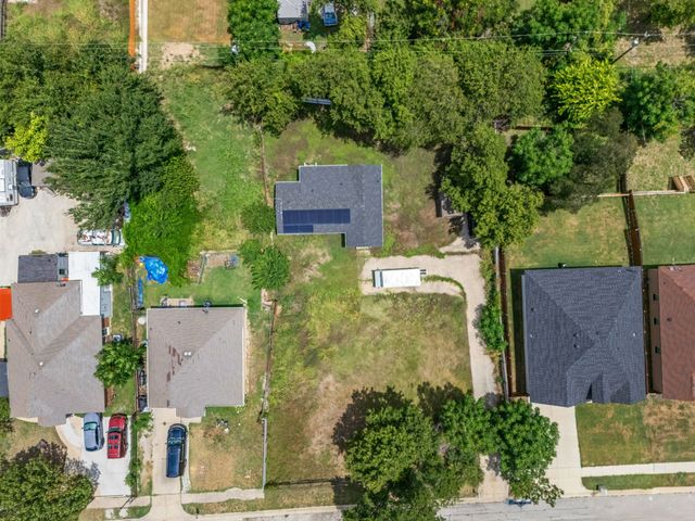 2818 NW 17th Street, Fort Worth, TX 76106