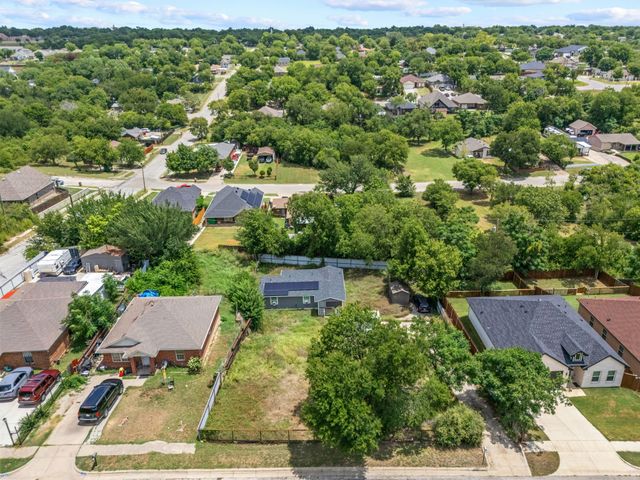 2818 NW 17th Street, Fort Worth, TX 76106