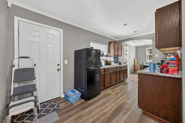 2818 NW 17th Street, Fort Worth, TX 76106