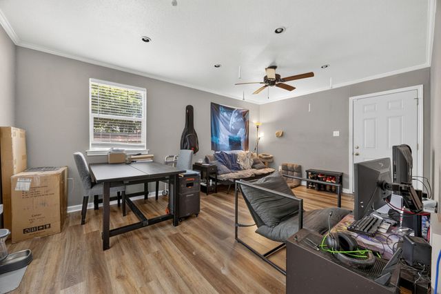 2818 NW 17th Street, Fort Worth, TX 76106