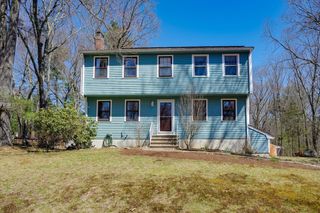 8 Innsbruck Way, Franklin, MA 02038
