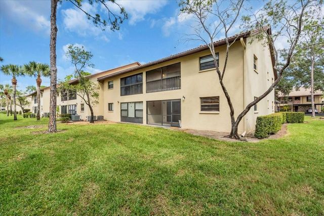 380 THREE LAKES LANE K, Venice, FL 34285