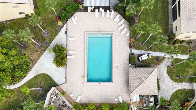 380 THREE LAKES LANE K, Venice, FL 34285