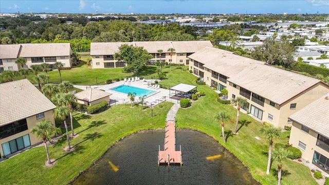 380 THREE LAKES LANE K, Venice, FL 34285