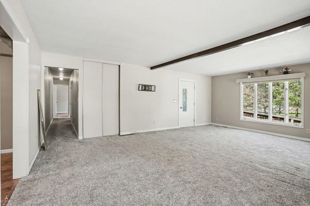 1592 Oakwood Drive, Gladwin, MI 48624