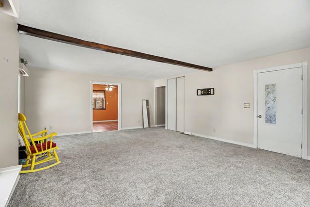 1592 Oakwood Drive, Gladwin, MI 48624