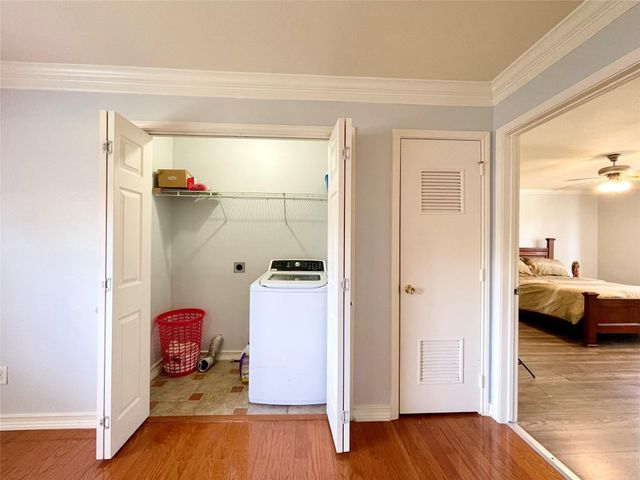 12811 Smokey Pass Circle, Houston, TX 77038