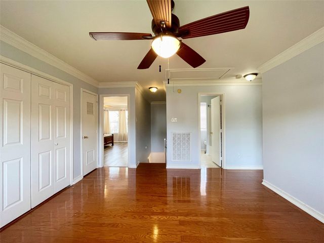 12811 Smokey Pass Circle, Houston, TX 77038