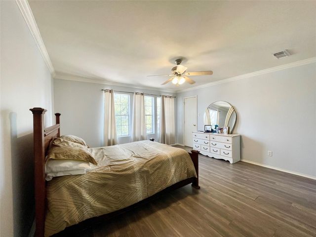 12811 Smokey Pass Circle, Houston, TX 77038