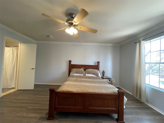 12811 Smokey Pass Circle, Houston, TX 77038