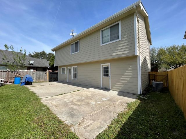 12811 Smokey Pass Circle, Houston, TX 77038