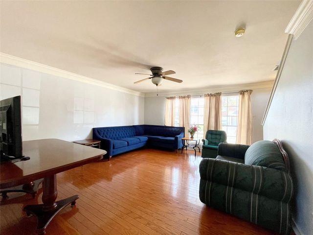 12811 Smokey Pass Circle, Houston, TX 77038