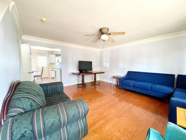 12811 Smokey Pass Circle, Houston, TX 77038