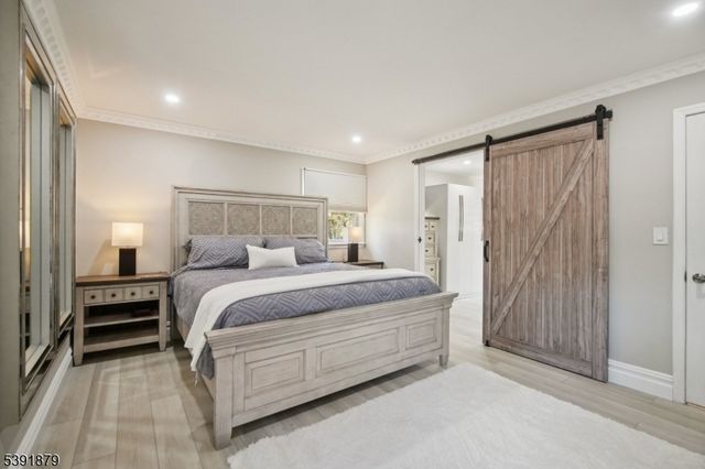 223 Chaucer Dr, Berkeley Heights Twp., NJ 07922