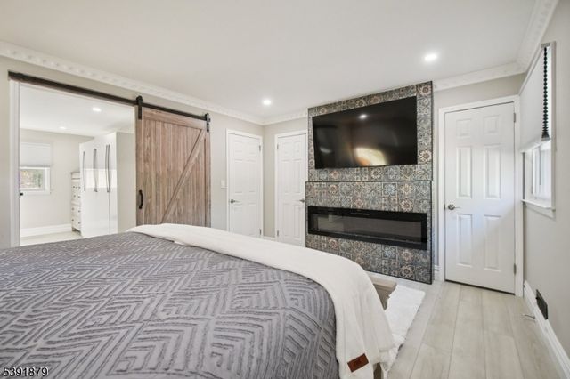 223 Chaucer Dr, Berkeley Heights Twp., NJ 07922