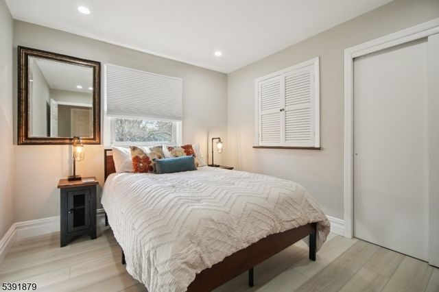 223 Chaucer Dr, Berkeley Heights Twp., NJ 07922