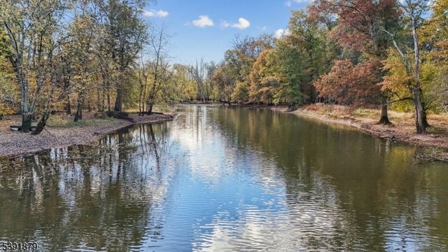 223 Chaucer Dr, Berkeley Heights Twp., NJ 07922