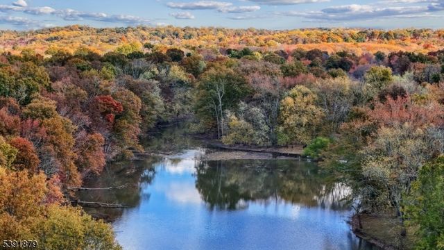 223 Chaucer Dr, Berkeley Heights Twp., NJ 07922