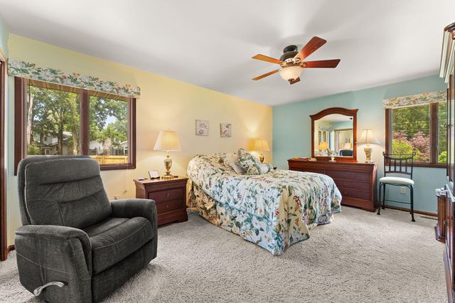 236 Grace Court, Crown Point, IN 46307