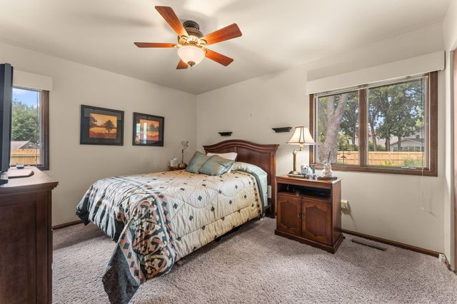 236 Grace Court, Crown Point, IN 46307