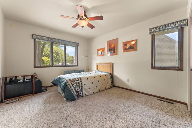 236 Grace Court, Crown Point, IN 46307