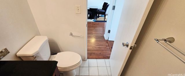 440 Seaside Avenue 702, Honolulu, HI 96815