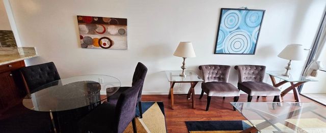 440 Seaside Avenue 702, Honolulu, HI 96815