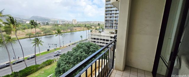 440 Seaside Avenue 702, Honolulu, HI 96815