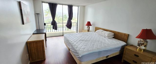 440 Seaside Avenue 702, Honolulu, HI 96815