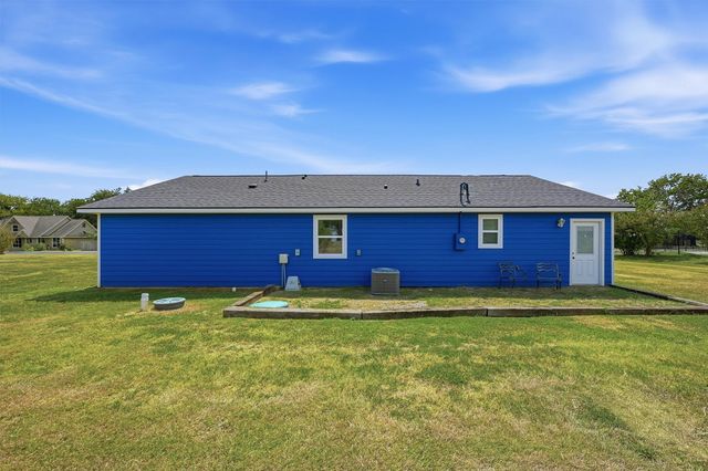 61 Lee Boulevard, Pottsboro, TX 75076