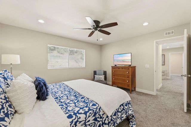 15464 Nawa Ct, San Diego, CA 92129