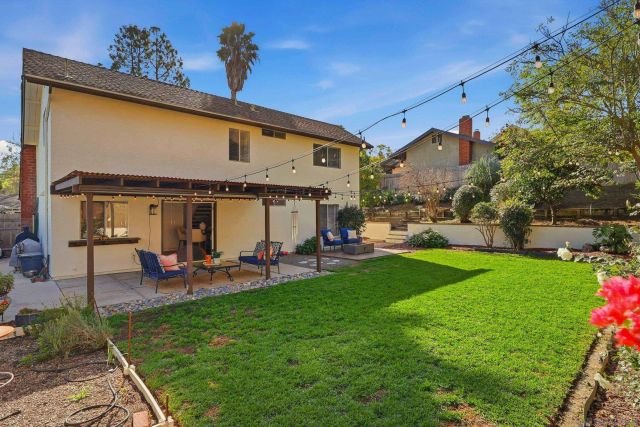 15464 Nawa Ct, San Diego, CA 92129