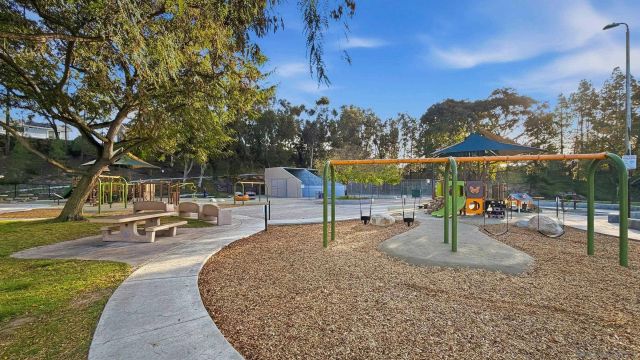 15464 Nawa Ct, San Diego, CA 92129