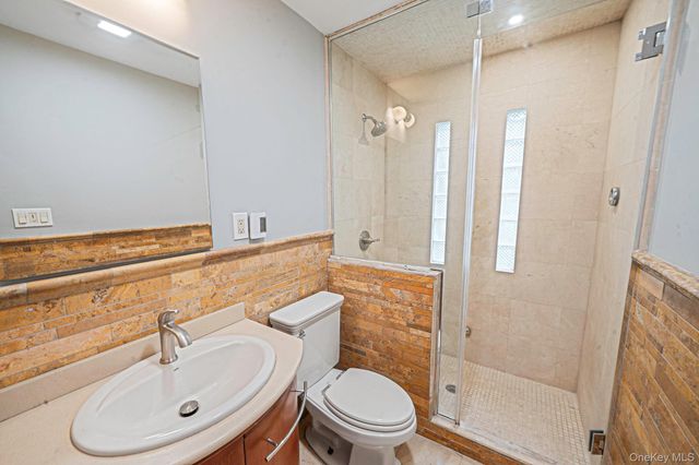 453 Dartmouth Street, Westbury, NY 11590
