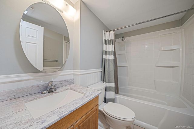 453 Dartmouth Street, Westbury, NY 11590