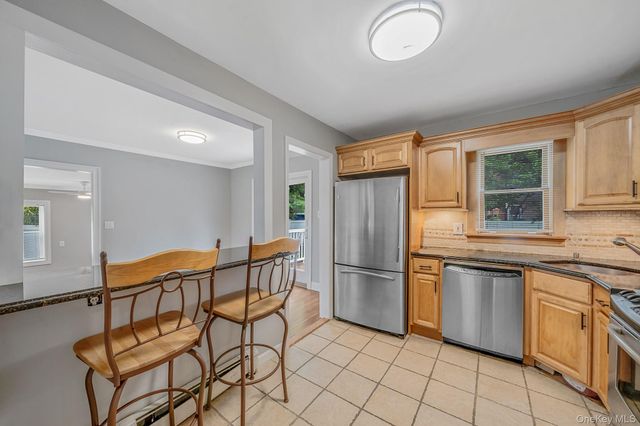 453 Dartmouth Street, Westbury, NY 11590