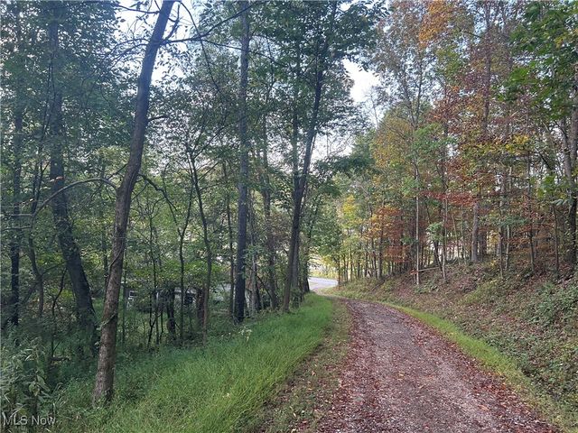 8188 Dozer Road, Cambridge, OH 43725