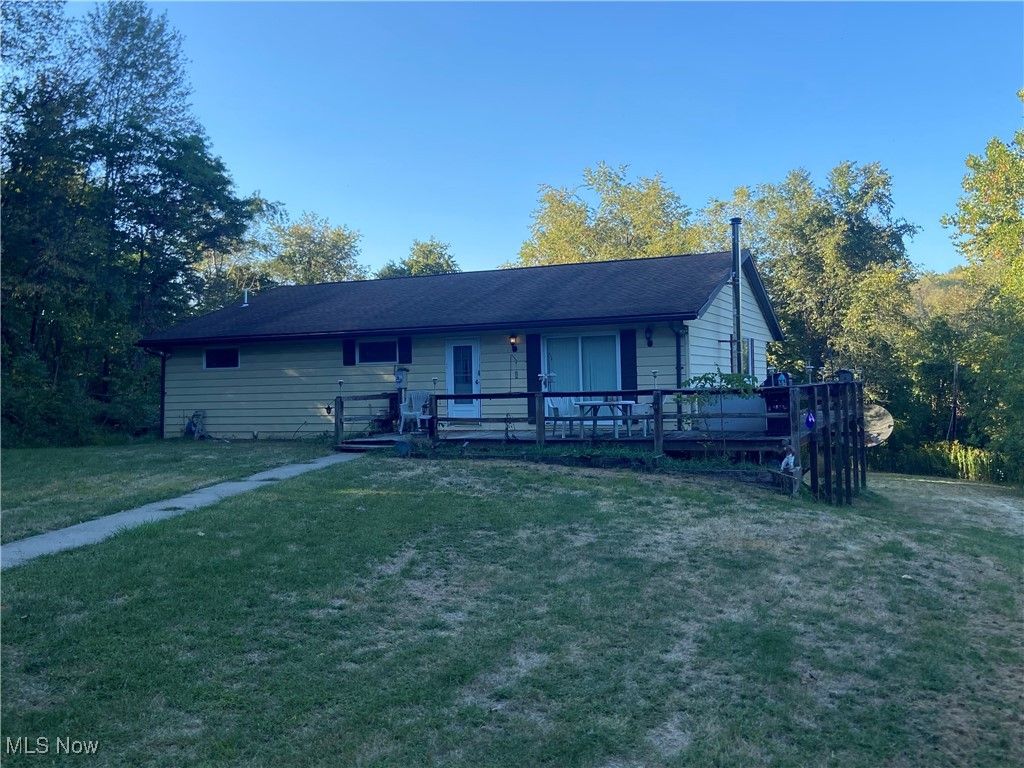 8188 Dozer Road, Cambridge, OH 43725