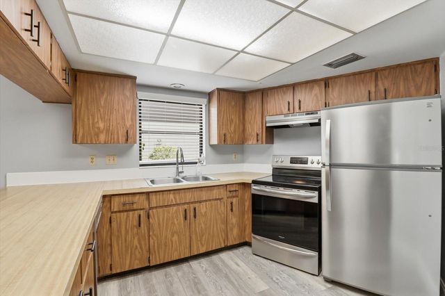 54 JAMAICA STREET, Homosassa, FL 34446
