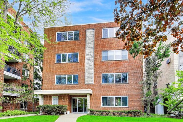2722 Central Street 4S, Evanston, IL 60201
