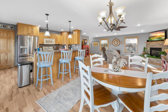 2828 W River Road, Mora, MN 55051